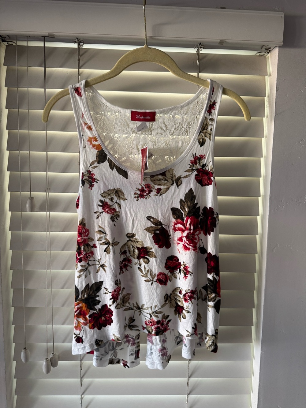 Panhandle Women's Lace Back Floral Design Summer Tank Top NWT